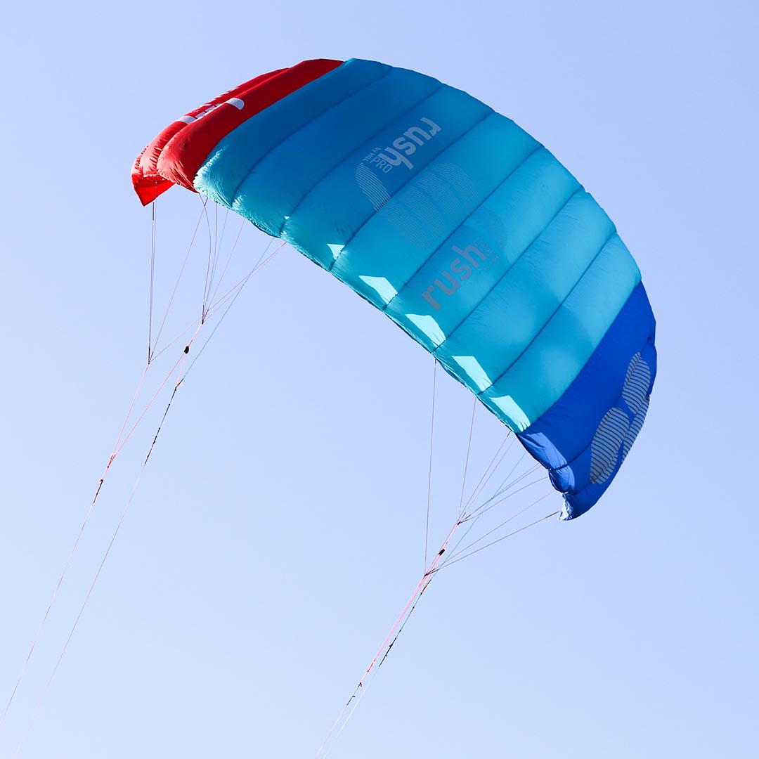 HQ4 Rush Pro School 300 De-power | Trainerkite